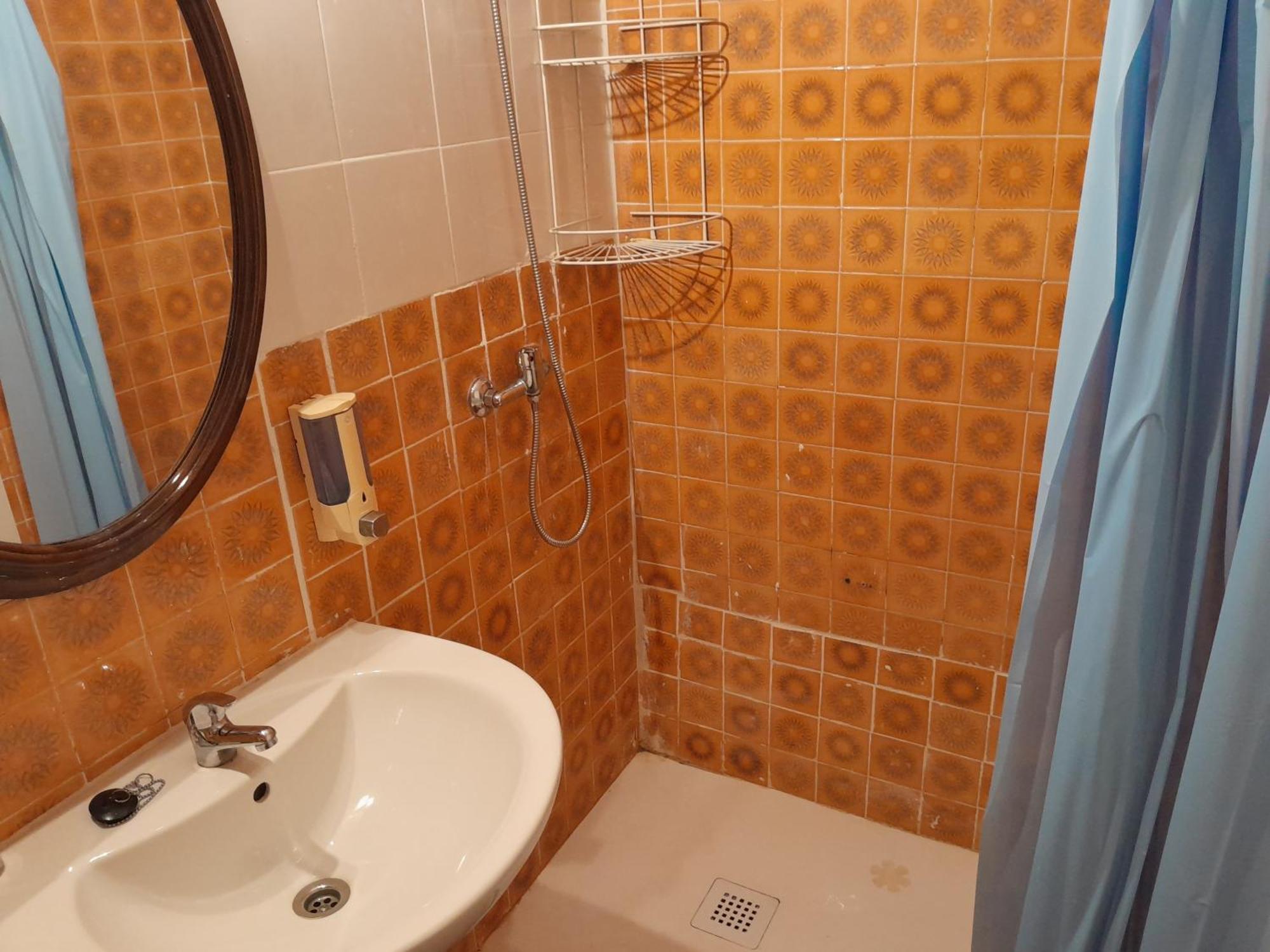 Nueva 5 Hotel Algeciras Bagian luar foto